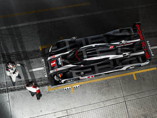 Misja: samochód sportowy przyszłości.